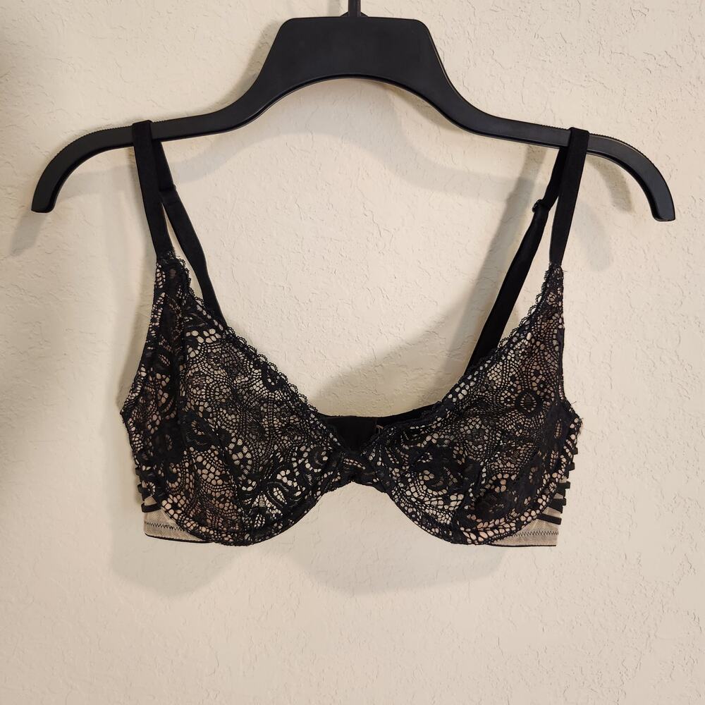 Victoria's Secret Very Sexy Black and Beige Lace Unlined Plunge Bra - 34D
